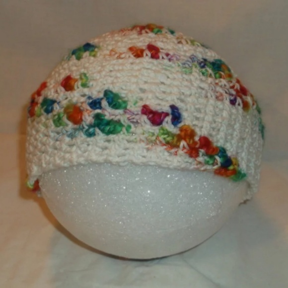 RAINBOW BABY Handmade Crochet Beanie Hat - Picture 4 of 5